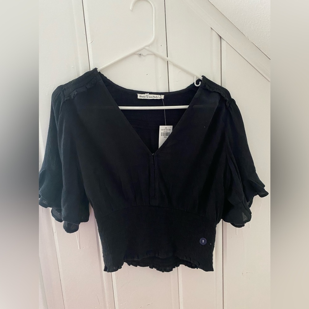 NEW WITH TAGS Abercrombie shirt